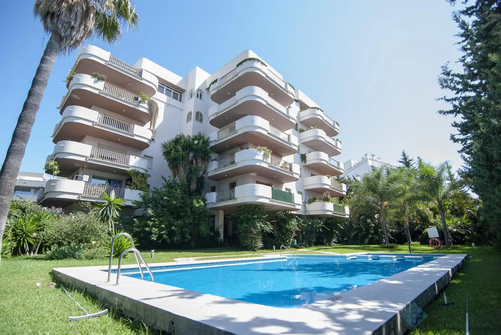 Flat with terrace for sale in Iris-ur nva andalucia