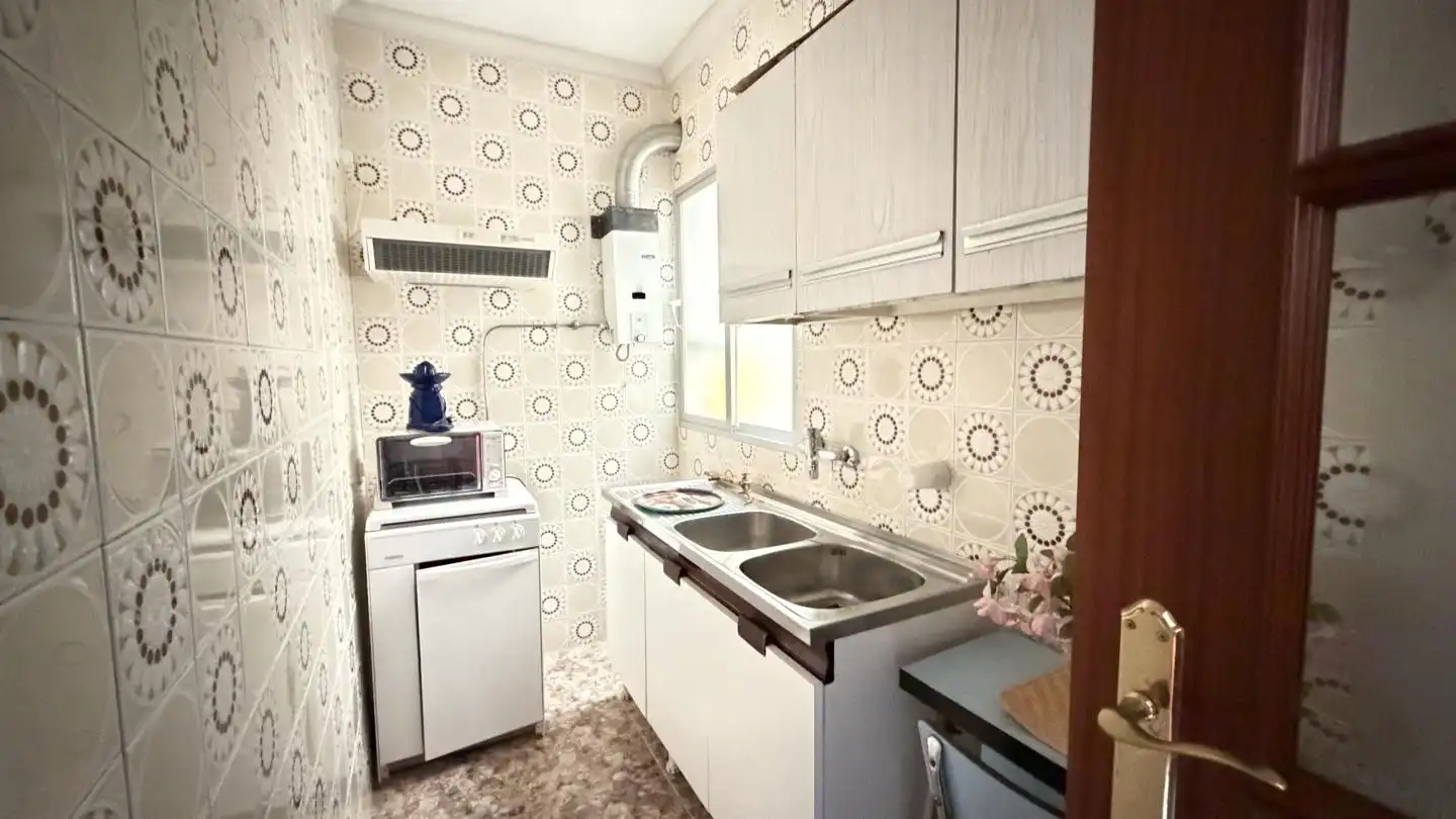 Küche von Wohnung zum Verkauf in Carboneras de Guadazaón mit Terrasse, Abstellraum und Balkon