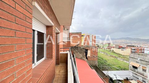 Foto 2 de Piso en venta en Carrer de la Circumval.lació, Fondo, Santa Coloma de Gramenet