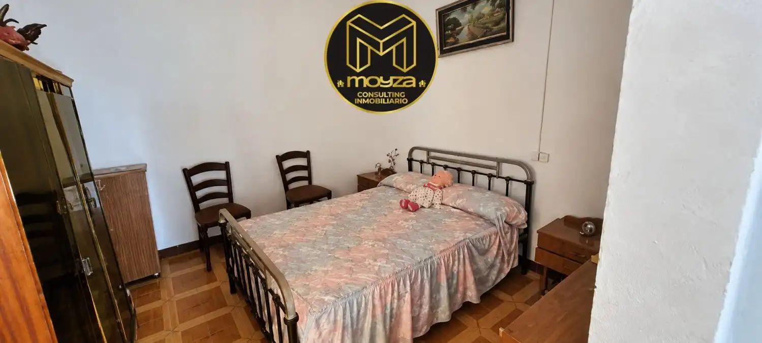 Habitación de Casa o chalet en venta en Valenzuela con Trastero