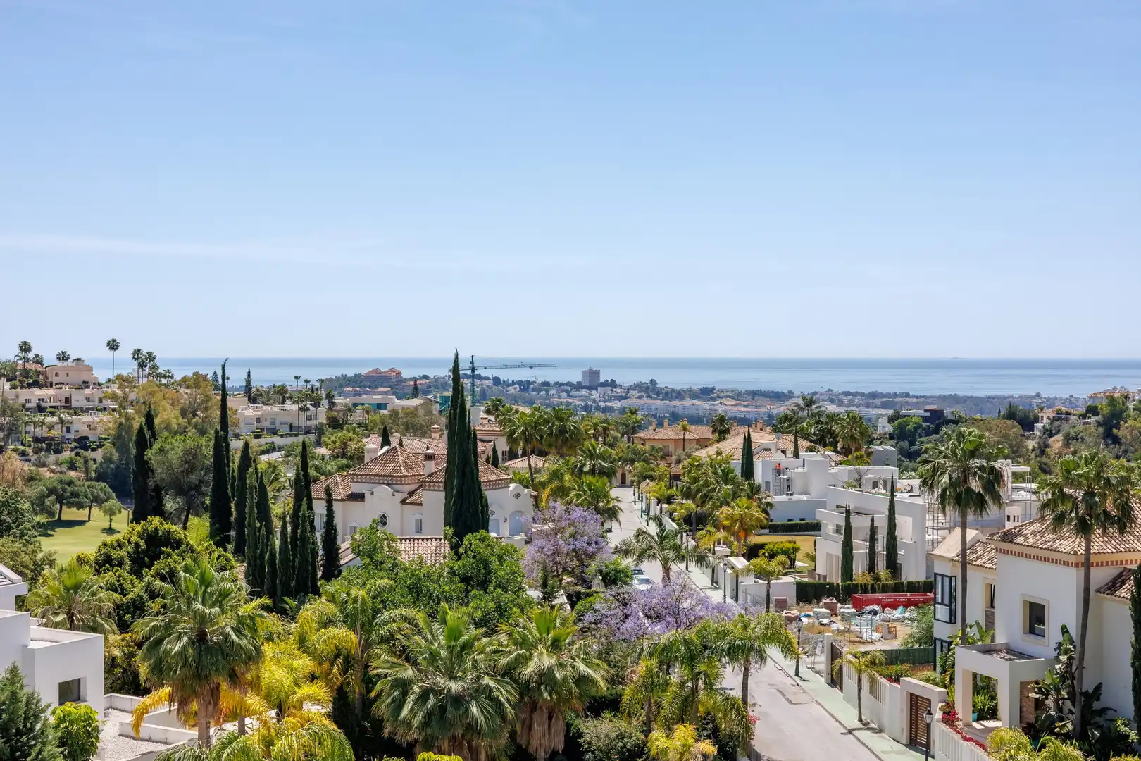 Vista exterior de Apartamento en venta en Benahavís con Aire acondicionado, Calefacción y Jardín privado