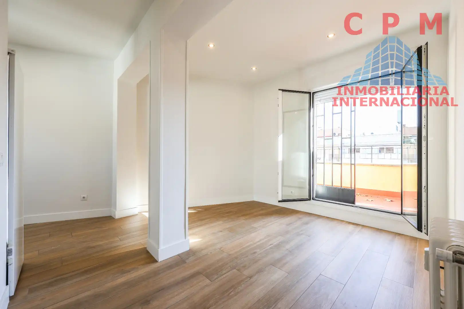 Habitación de Ático de alquiler en  Madrid Capital con Aire acondicionado, Calefacción y Parquet