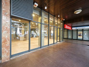 Business premises for sale in Calle Pompeu Fabra