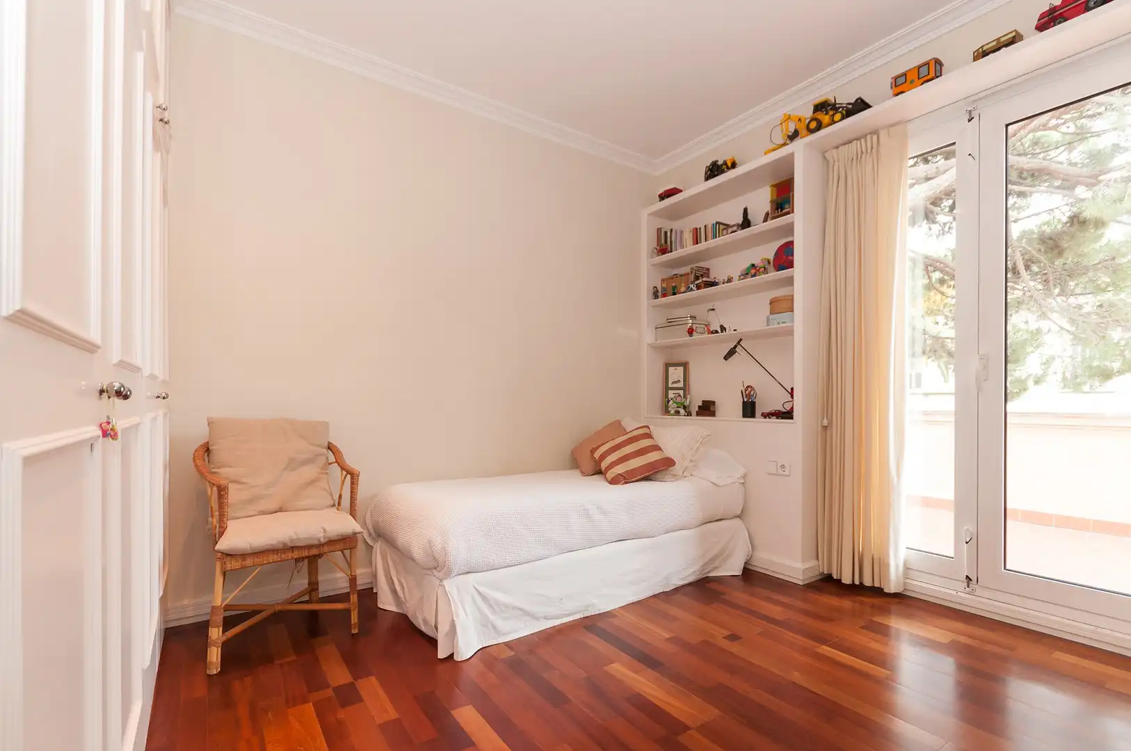 Bedroom of Houses for rent in Sant Just Desvern  with Air Conditioner, Heating and Terrace