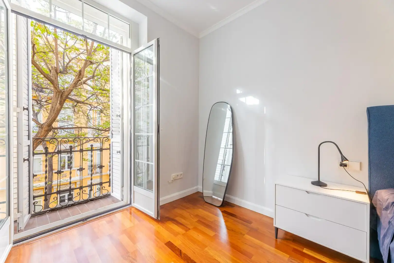 Habitación de Piso de alquiler en Valencia con Aire acondicionado, Calefacción y Amueblado