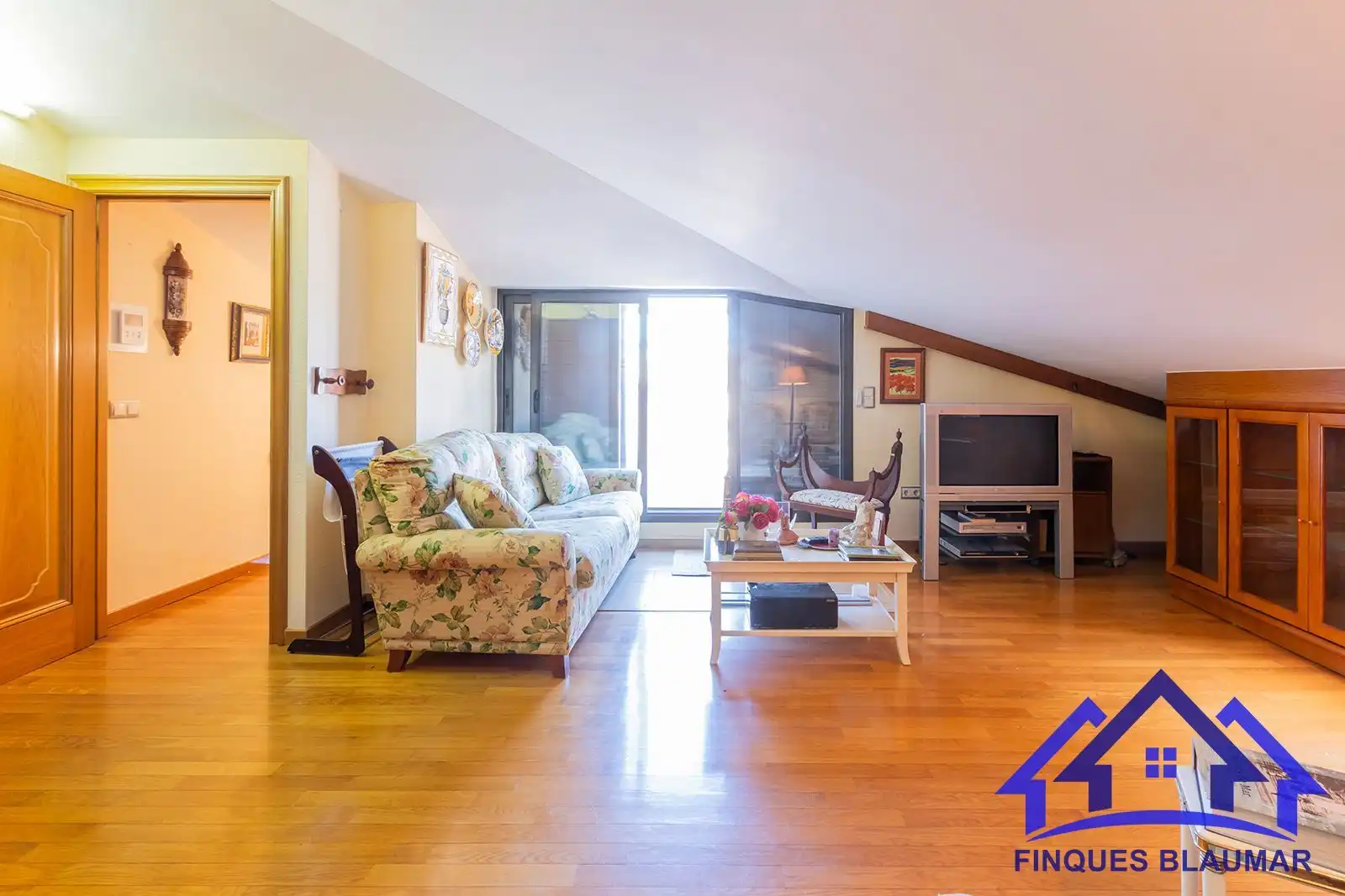 Sala de estar de Ático en venta en Arenys de Mar con Aire acondicionado, Calefacción y Terraza