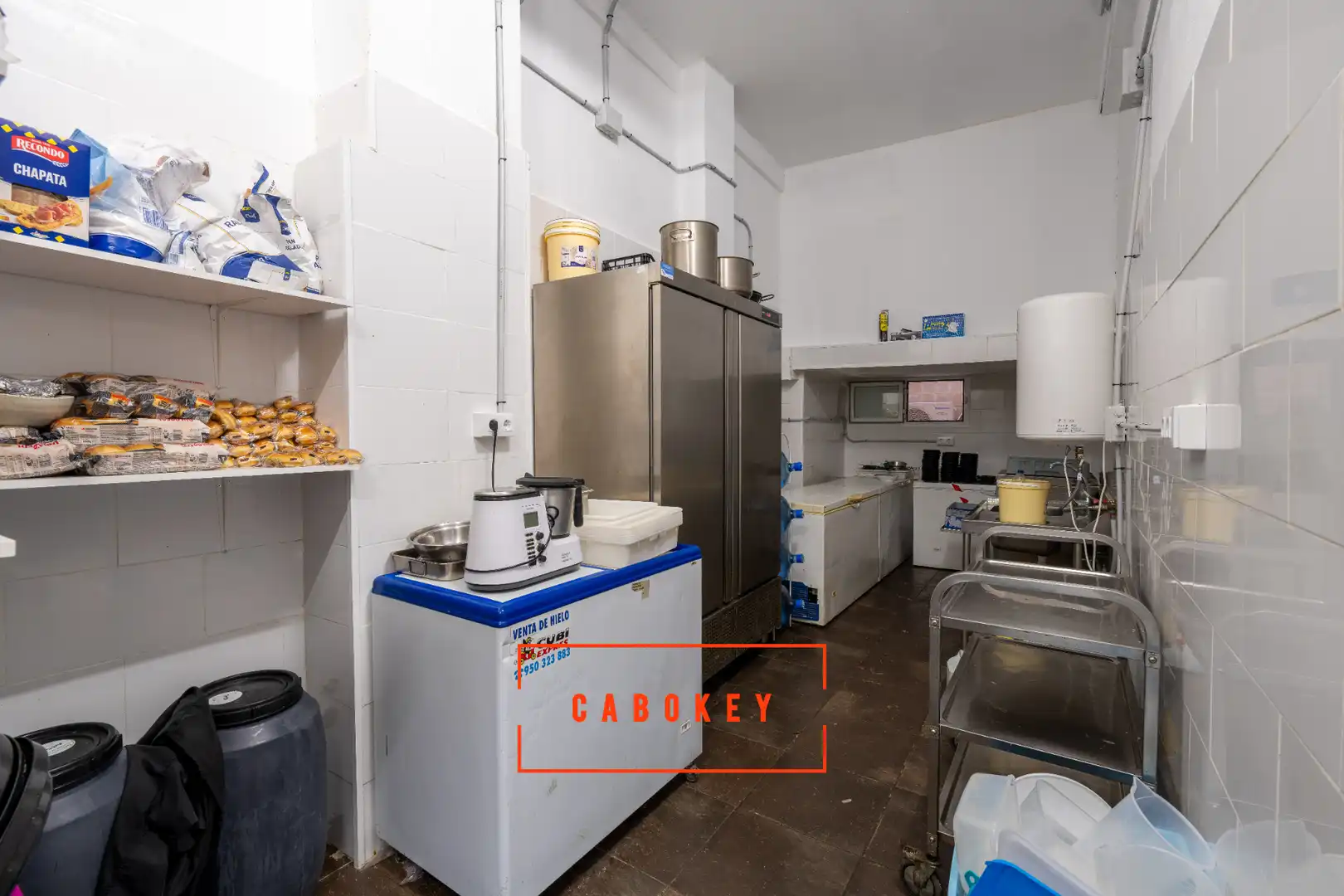 Business premises for transfer in Calle Martínez Almagro, imagen 23