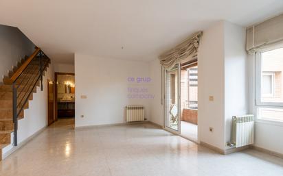 Living room of Duplex for sale in Girona Capital  with Terrace