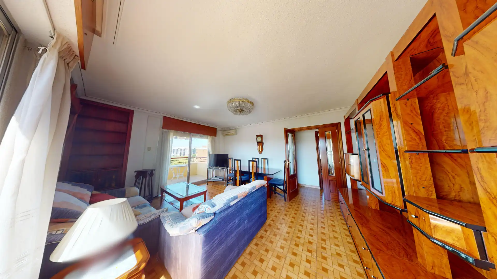 Sala de estar de Piso en venta en Alicante / Alacant con Aire acondicionado, Terraza y Amueblado