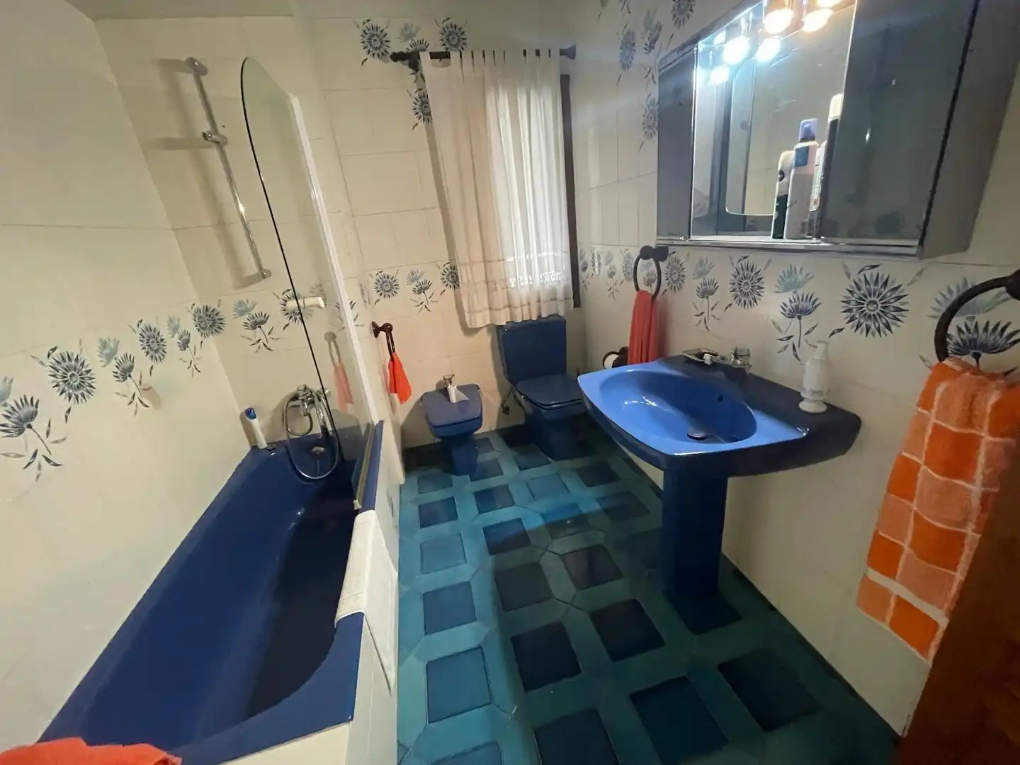 Bathroom of Houses for sale in Trujillo  with Air Conditioner, Heating and Storage room