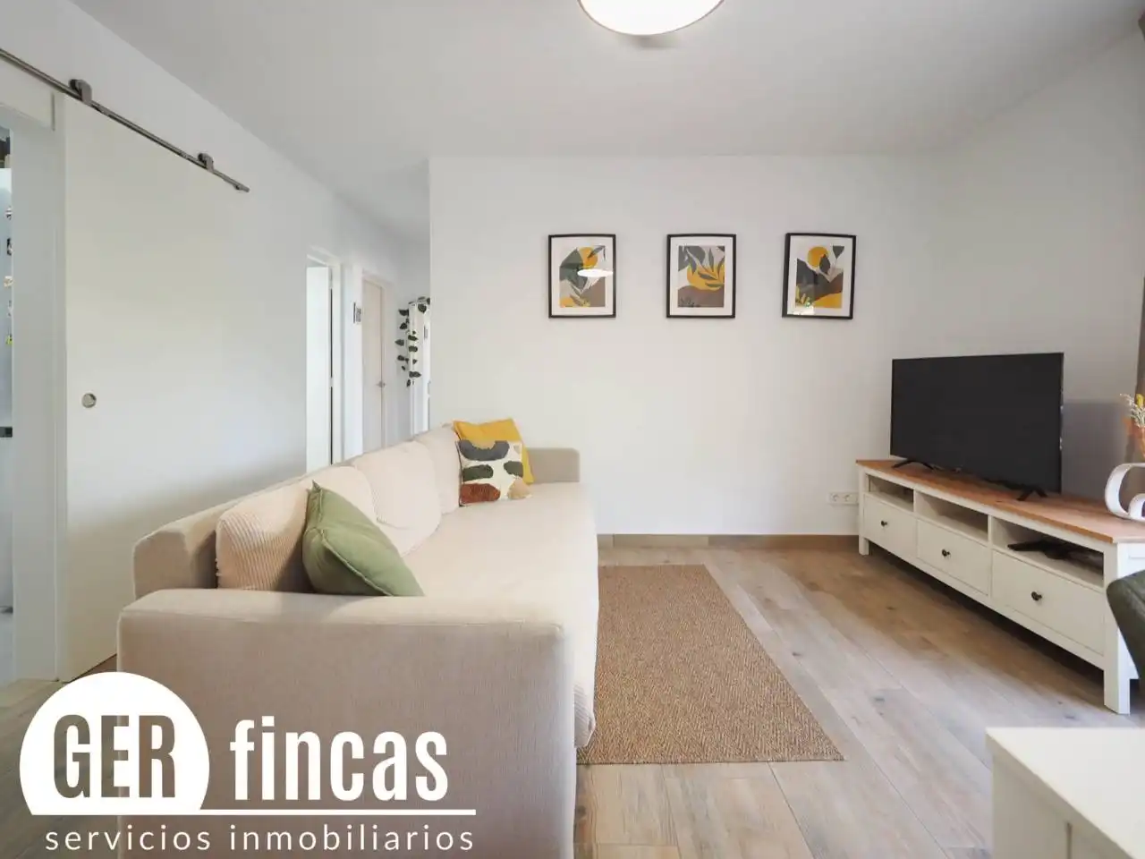 Living room of Flat for sale in Terrassa  with Alarm