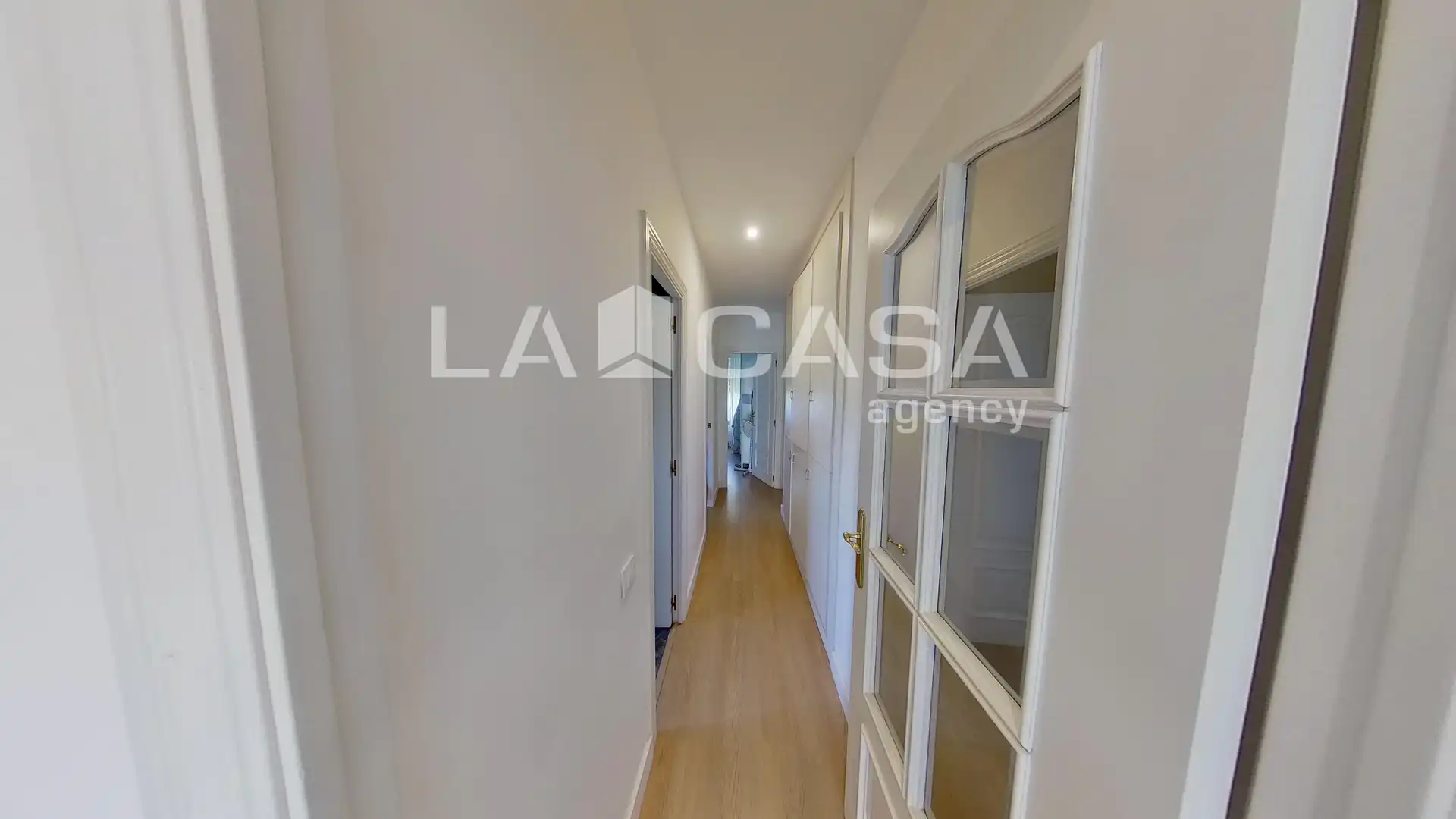 Flat for sale in Barcelona  with Balcony