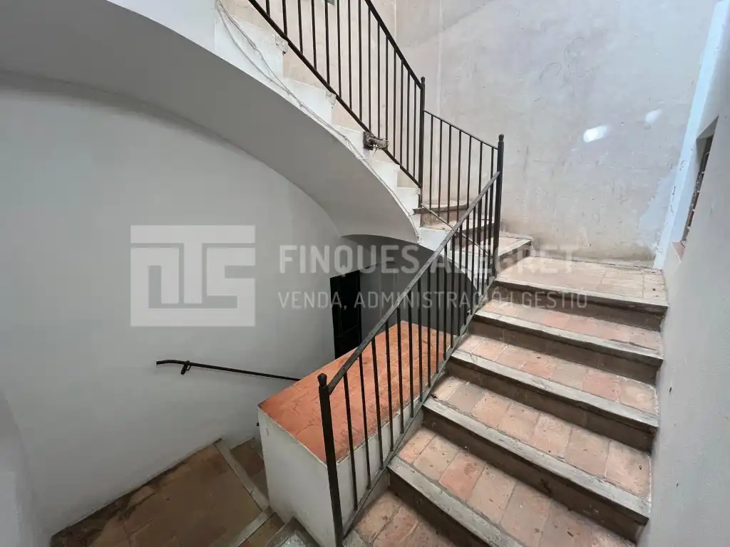 Inmuebles singulares con ascensor en venta en Paseo Pare Manyanet, imagen 5