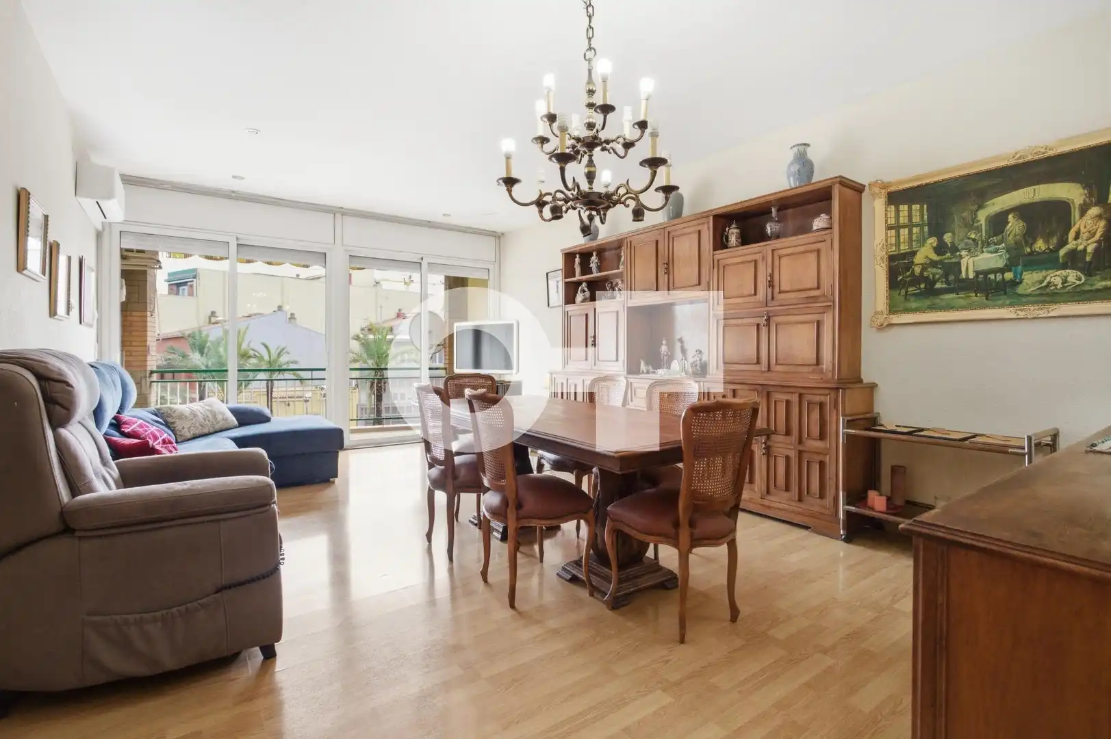 Dining room of Flat for sale in Cornellà de Llobregat  with Air Conditioner, Parquet flooring and Terrace