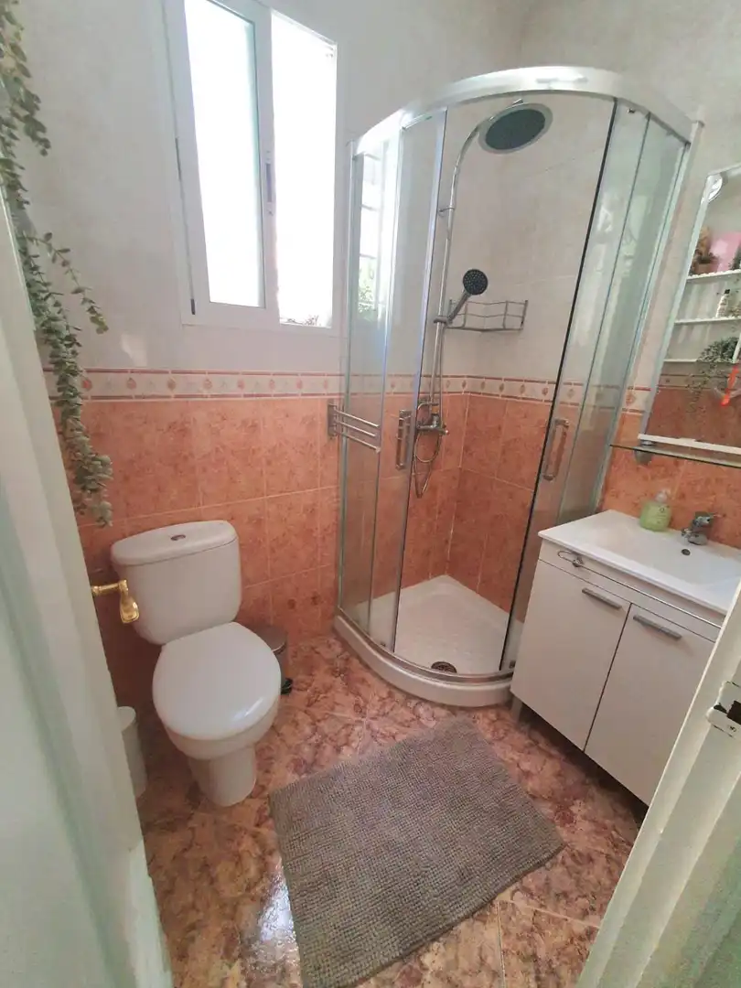 Bathroom of Apartments for rent in Almería  with Air Conditioner and Furnished