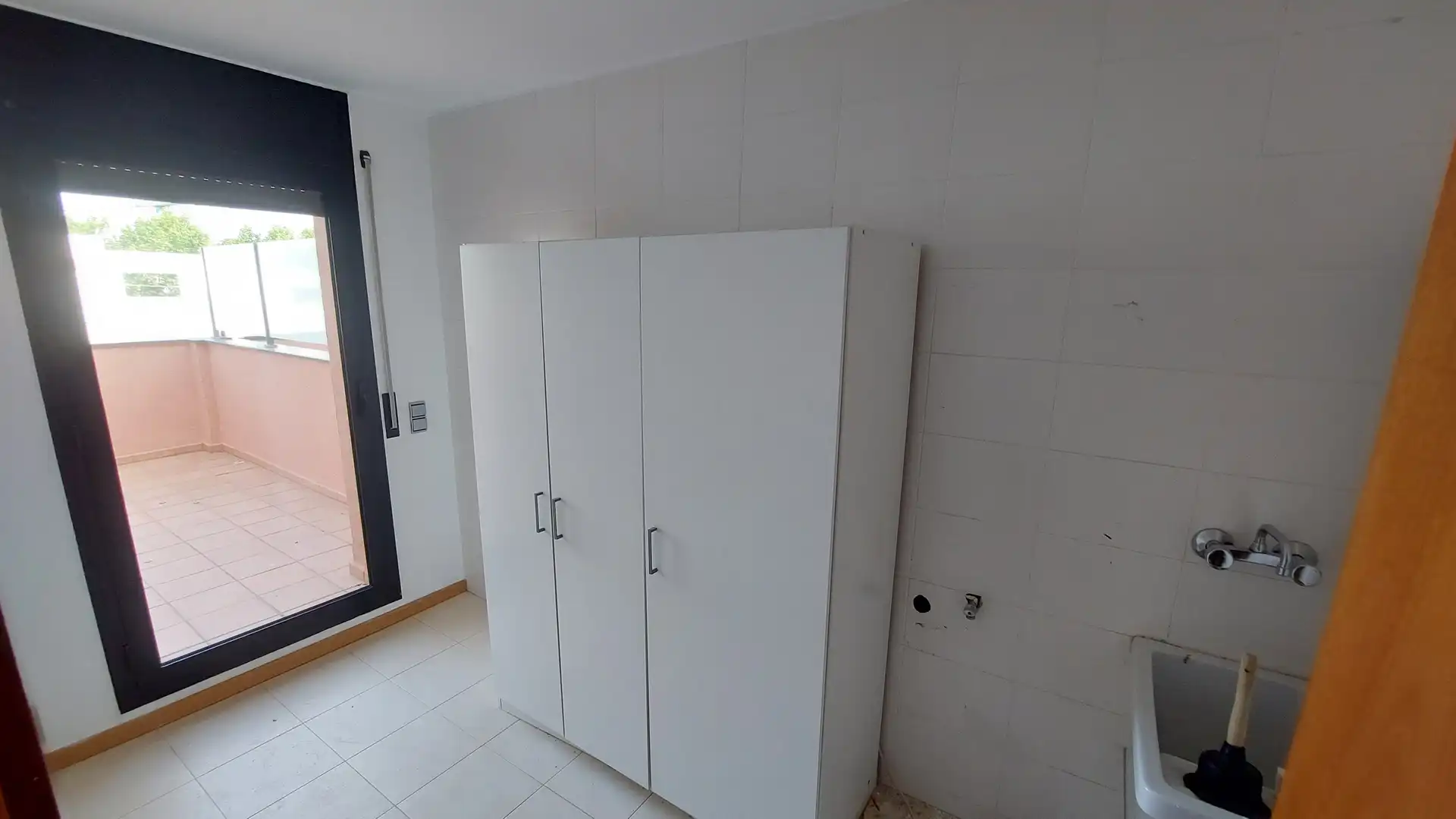 Schlafzimmer von Einfamilien-Reihenhaus zur Miete in Vilafranca del Penedès mit Klimaanlage, Heizung und Privatgarten