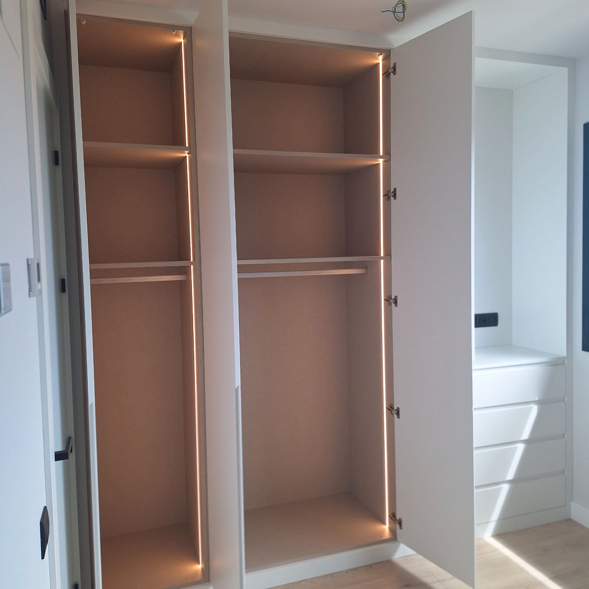 Bedroom of Flat for sale in Tiana  with Air Conditioner, Private garden and Terrace