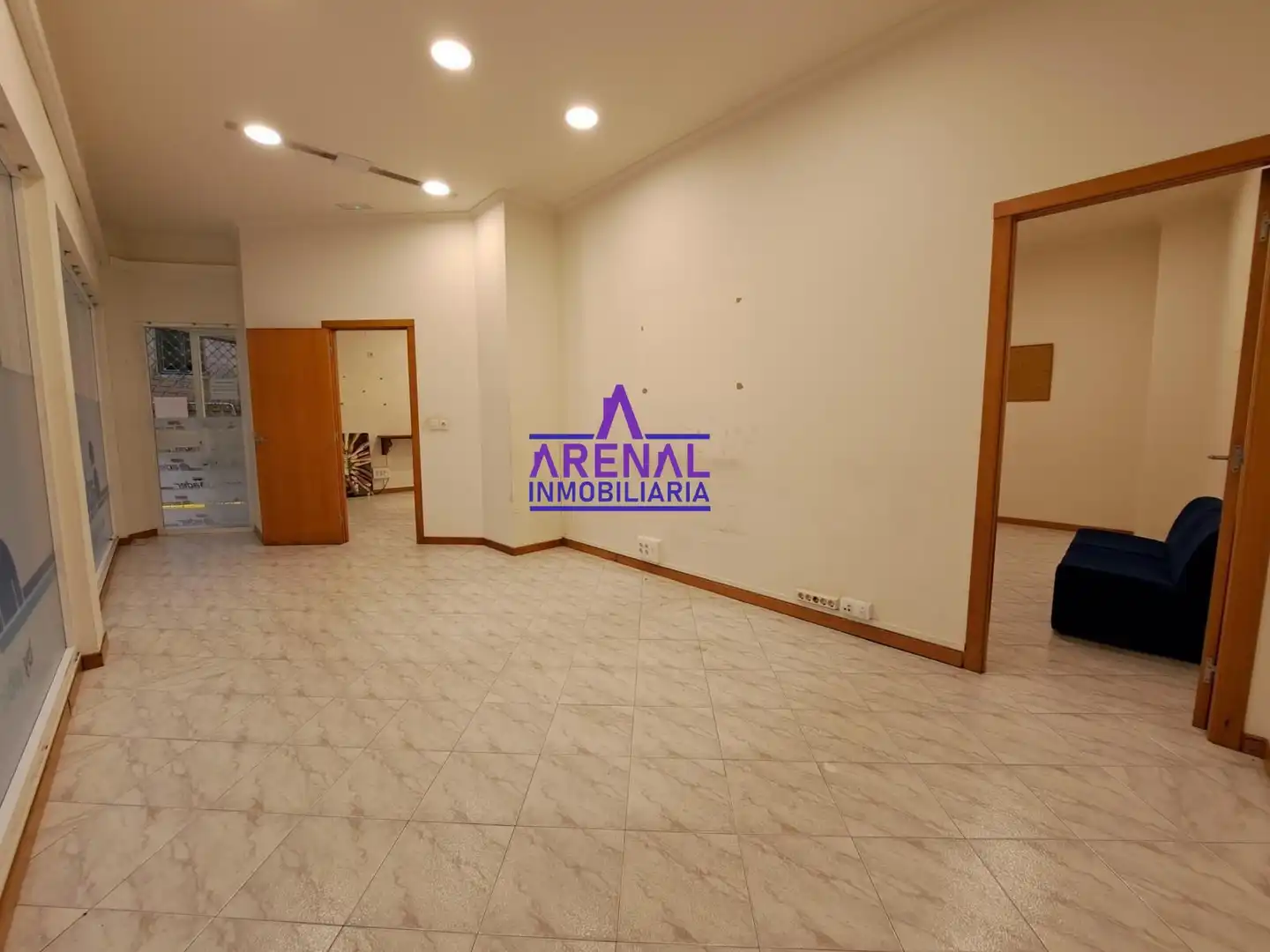 Oficina de alquiler en A Pobra do Caramiñal