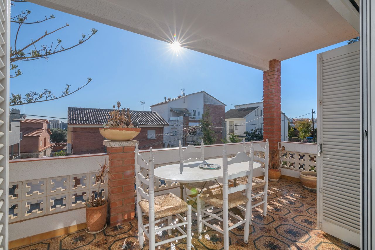 Terrace of House or chalet for sale in Viladecans  with Heating, Terrace and Oven