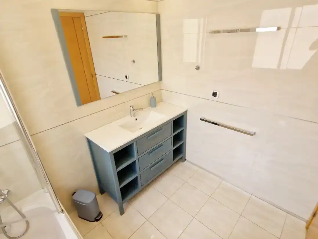 Baño de Piso en venta en Adeje con Aire acondicionado, Piscina y Balcón