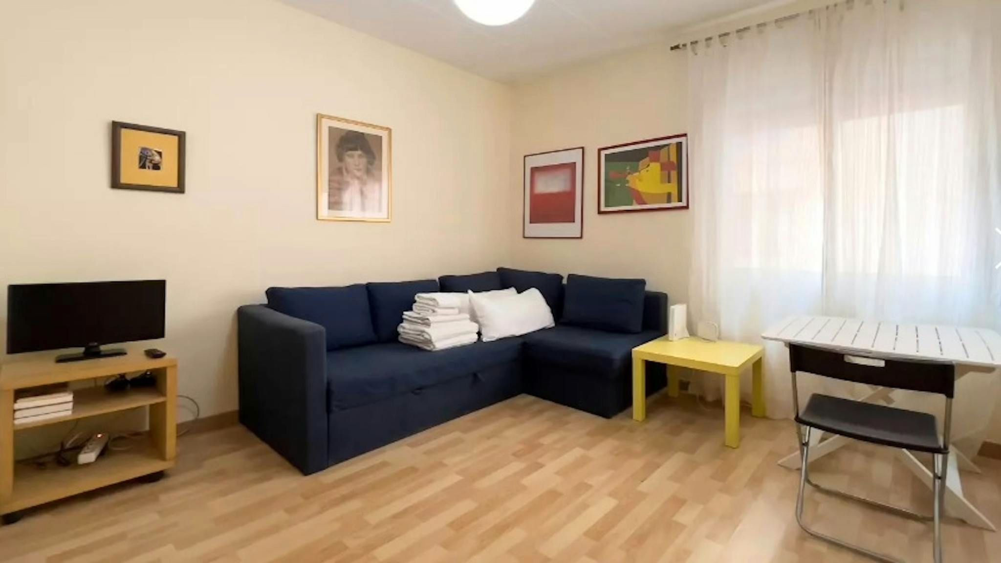 Living room of Flat to rent in  Barcelona Capital  with Furnished, Washing machine and TV