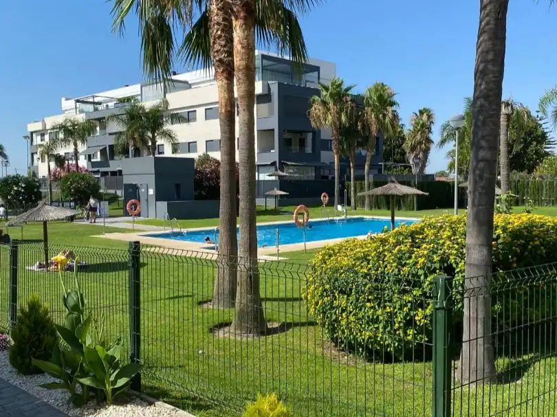 Flat with pool for sale in barra del rio 2