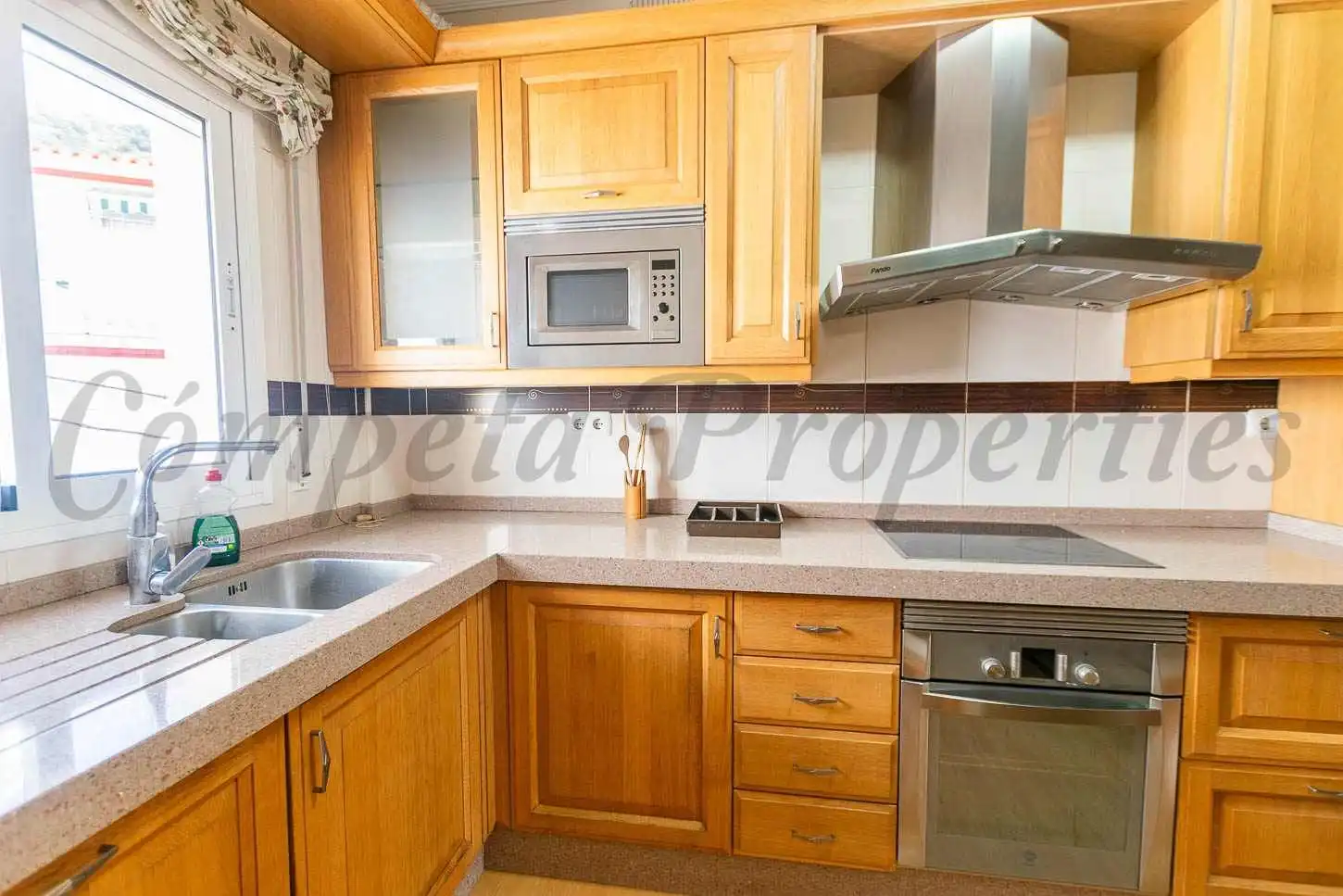 Apartament amb terrassa en venda a Sayalonga, imagen 8