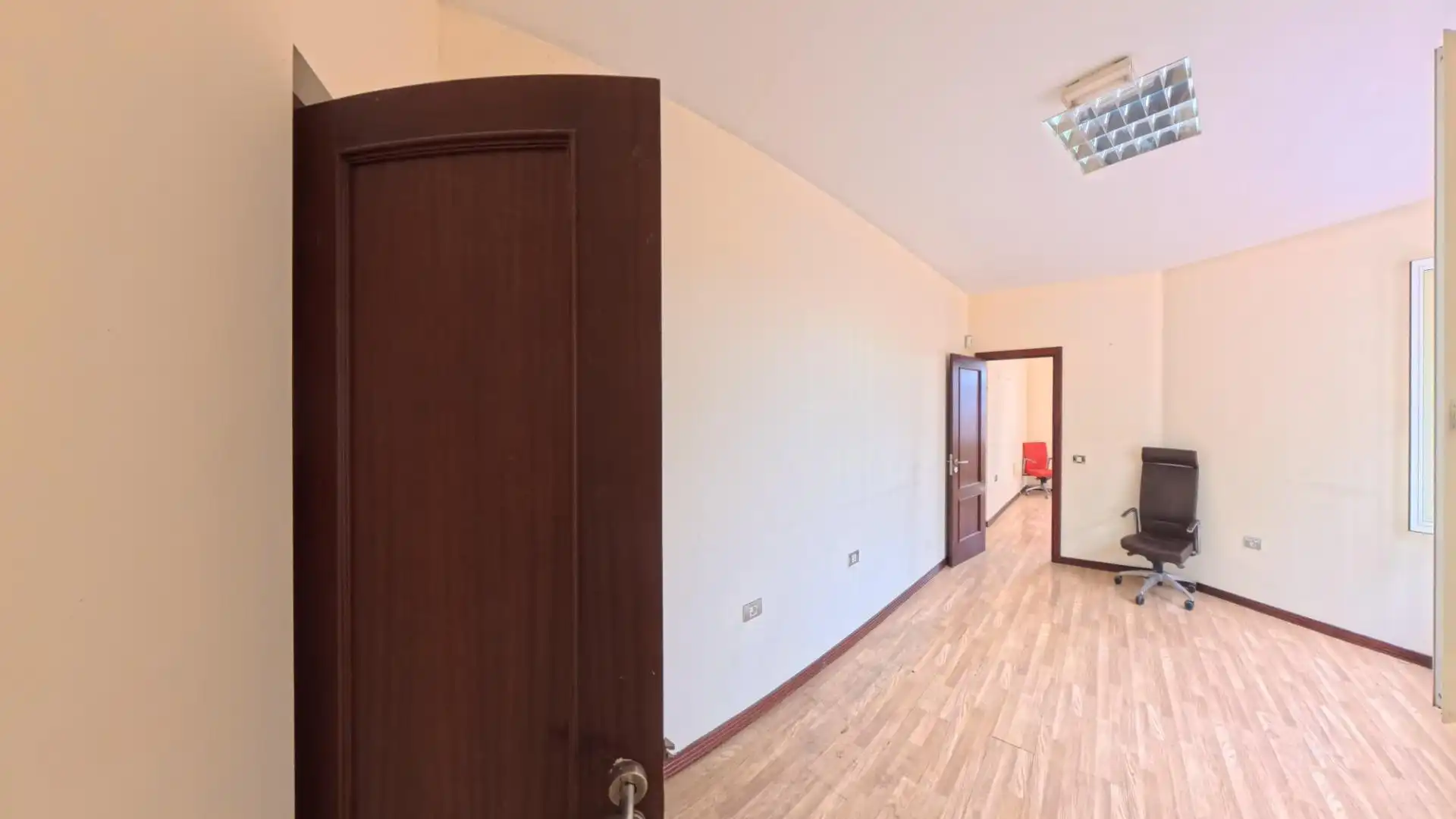 Business premises to rent in Calle BENEHARO, imagen 26
