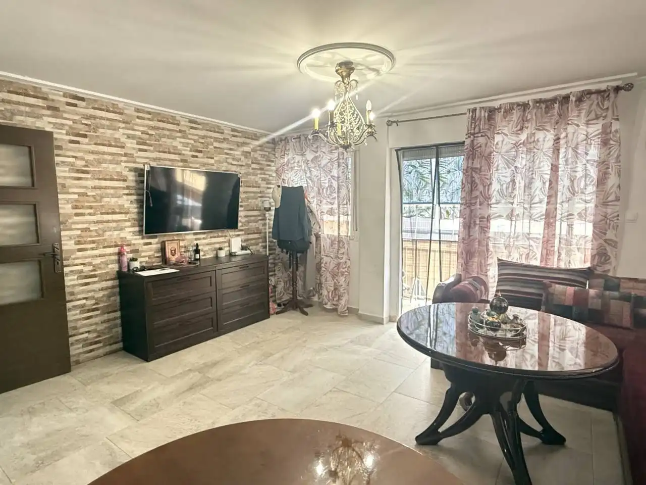 Sala de estar de Piso en venta en Elche / Elx con Aire acondicionado y Balcón