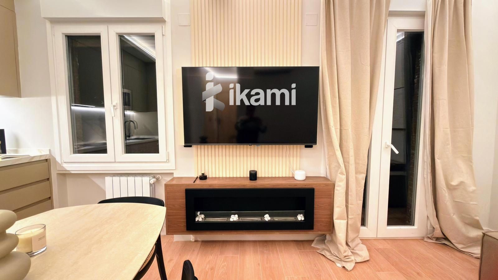 Living room of Flat for sale in  Madrid Capital  with Air Conditioner, Heating and Terrace