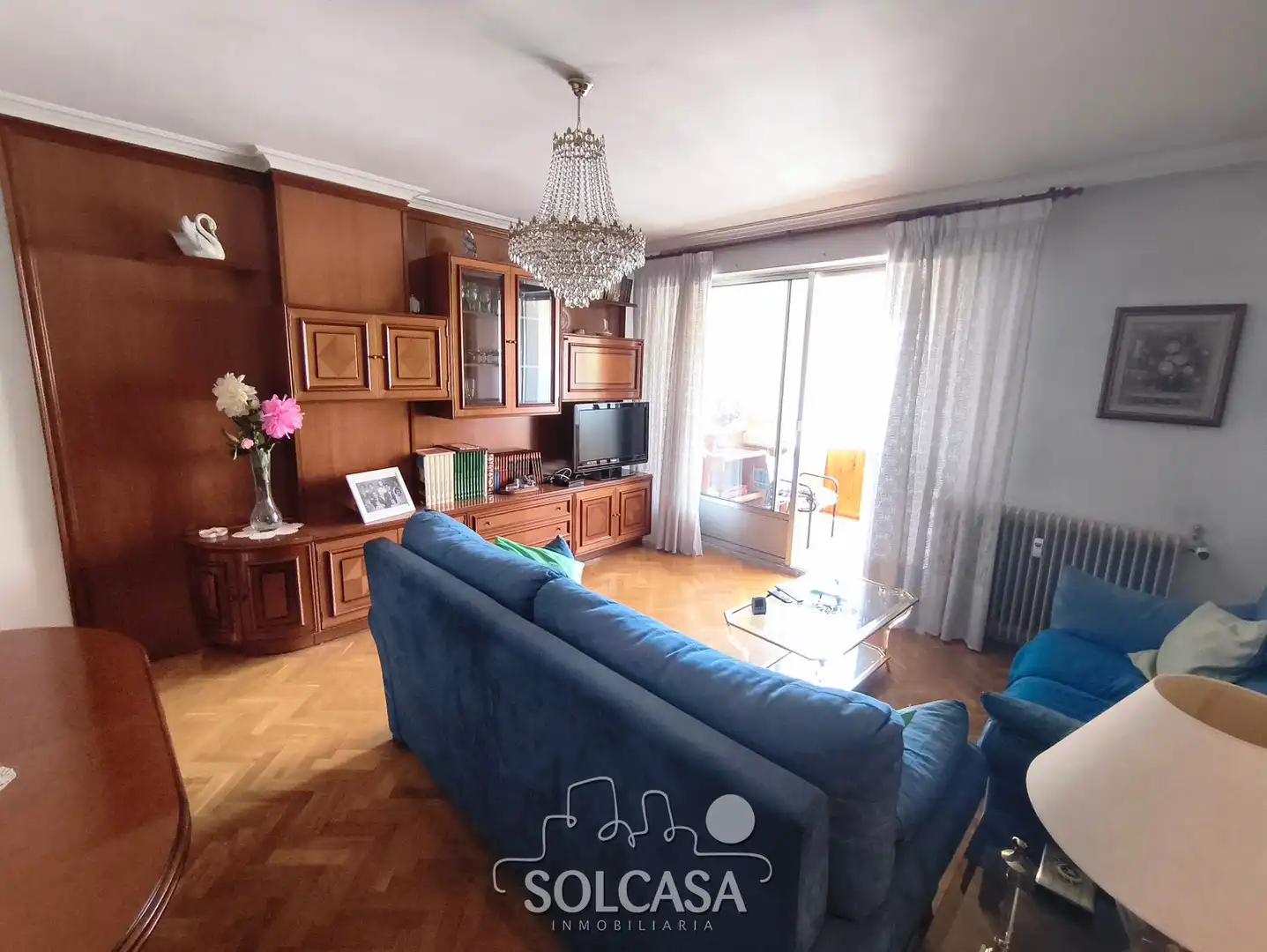 Living room of Flat for sale in Valladolid  with Heating, Parquet flooring and Balcony