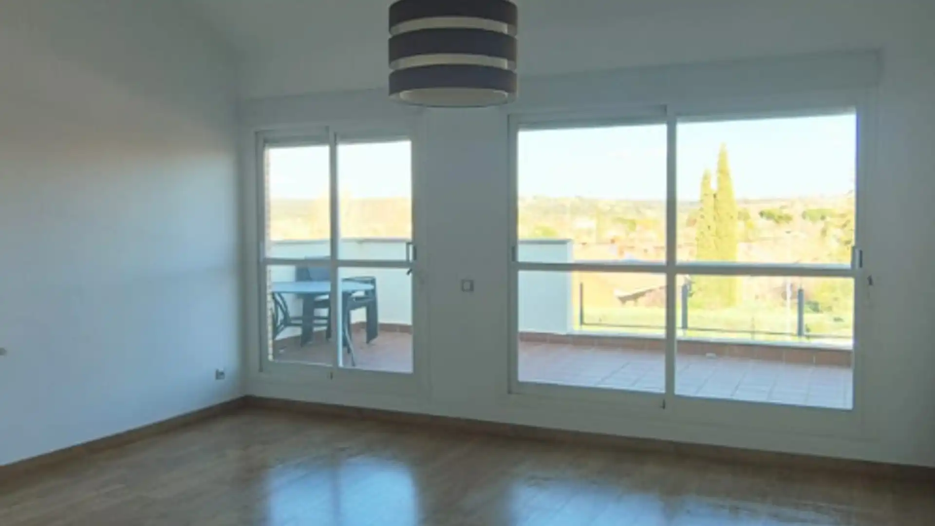 Sala de estar de Ático de alquiler en Las Rozas de Madrid con Aire acondicionado, Calefacción y Parquet