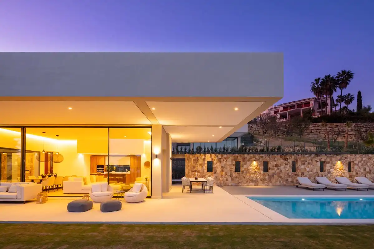 Chalet con terraza en venta en Nueva Andalucía, imagen 2