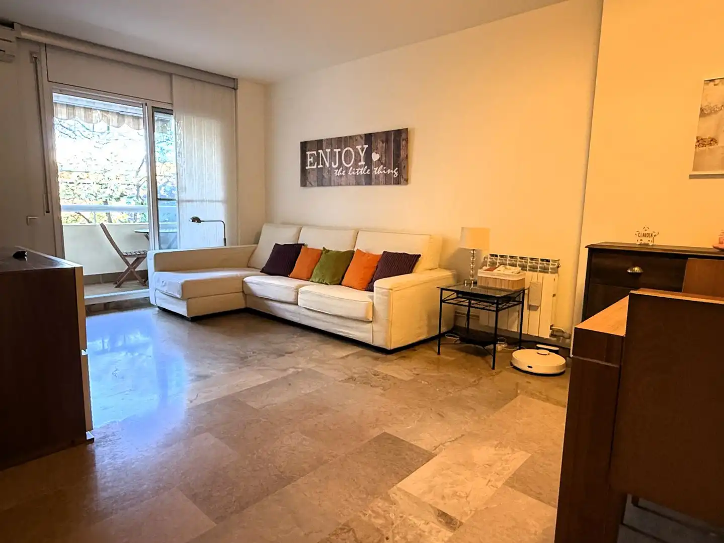 Sala d'estar de Pis en venda en Sant Boi de Llobregat amb Aire condicionat, Calefacció i Terrassa