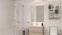 Bathroom of Flat for sale in  Huelva Capital