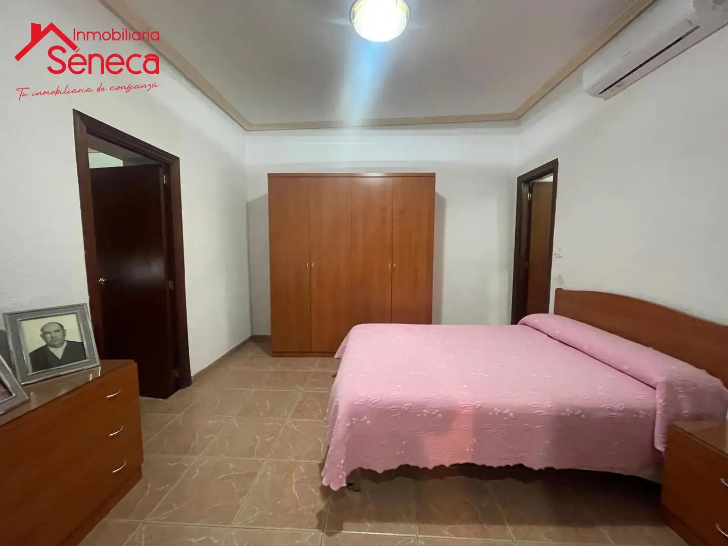 Bedroom of Houses for sale in Córdoba  with Air Conditioner and Storage room