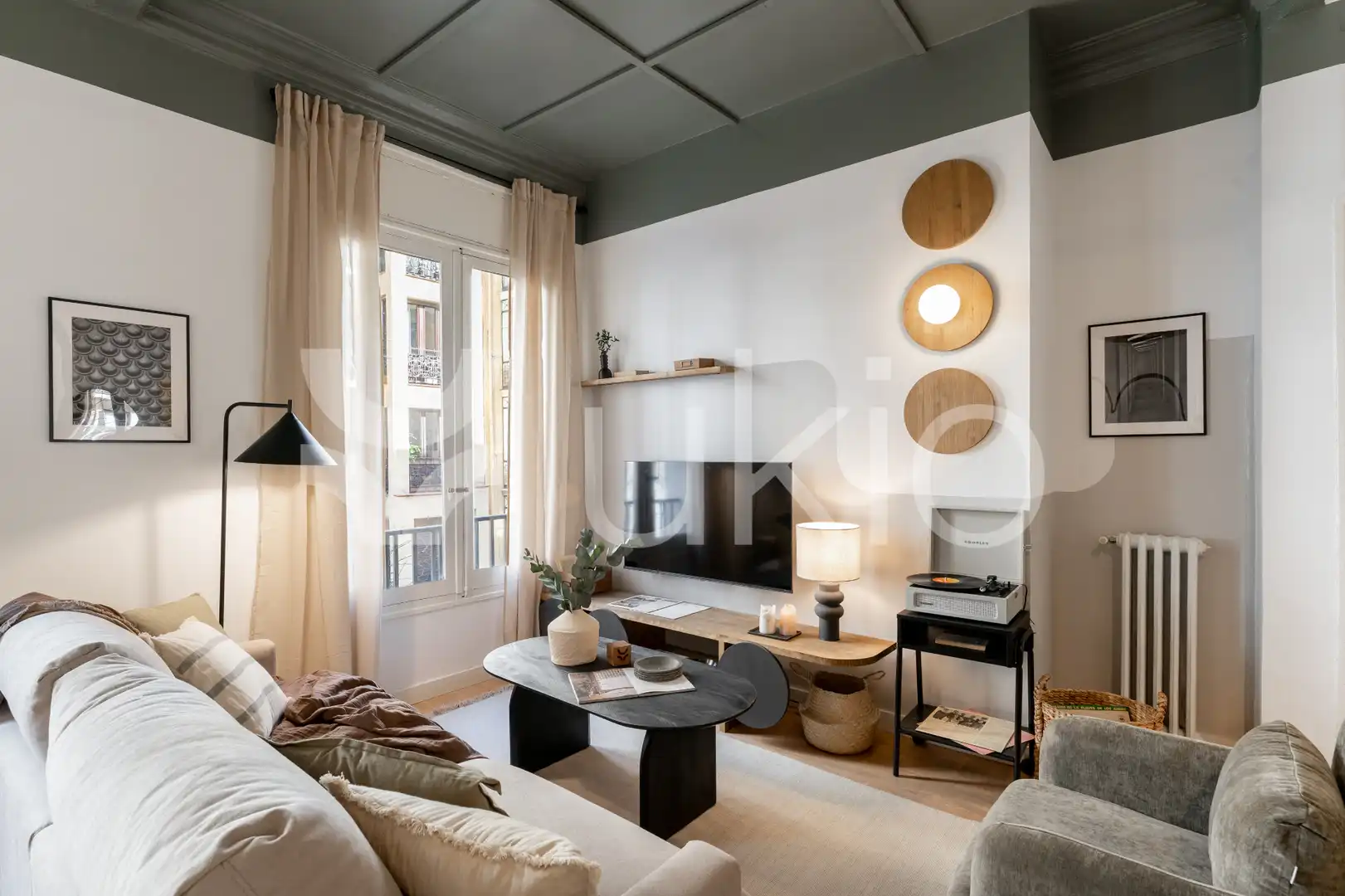 Sala de estar de Apartamento de alquiler en Madrid con Aire acondicionado, Calefacción y Amueblado