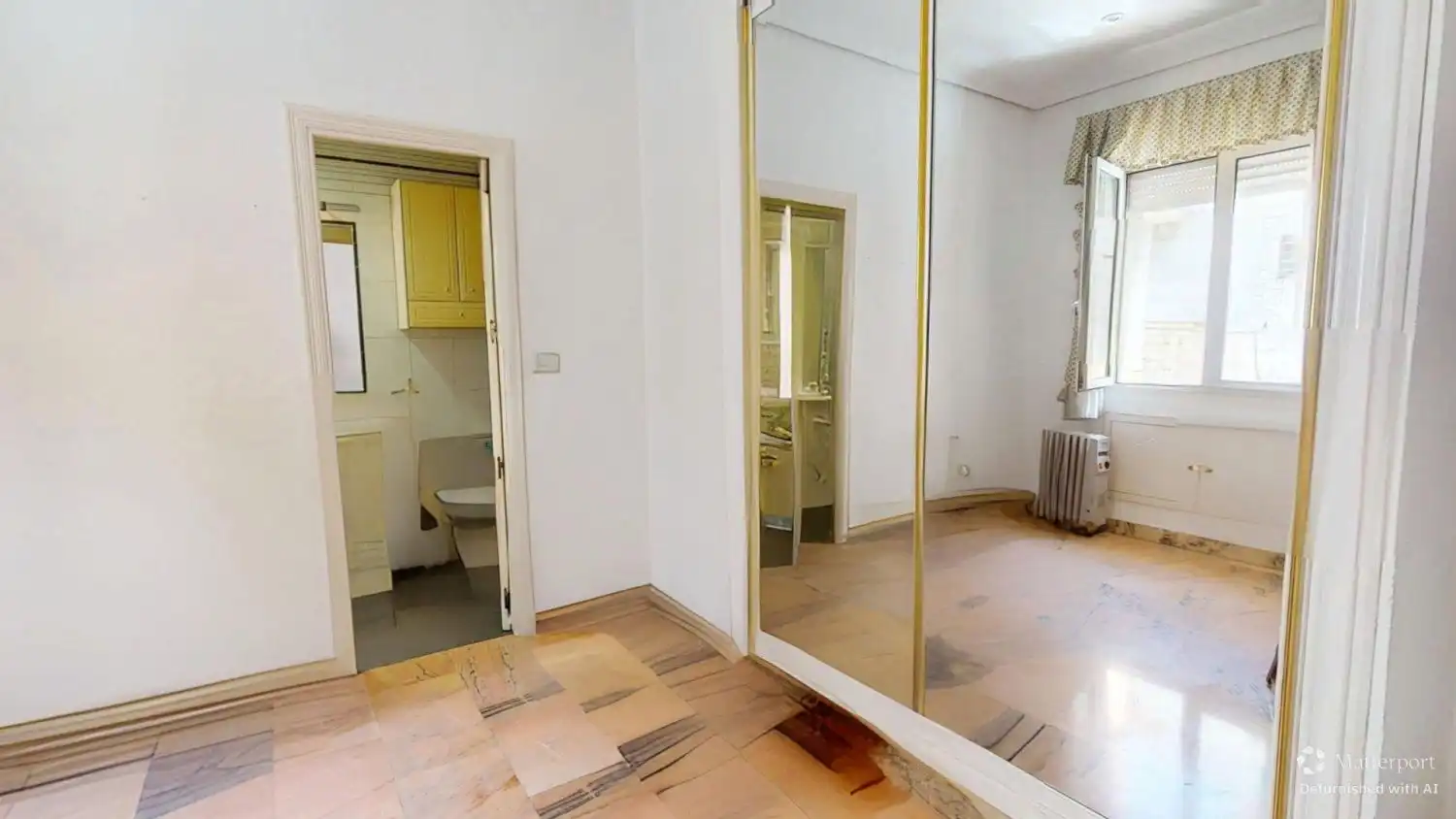 Bedroom of Flat for sale in Sevilla  with Air Conditioner, Heating and Terrace