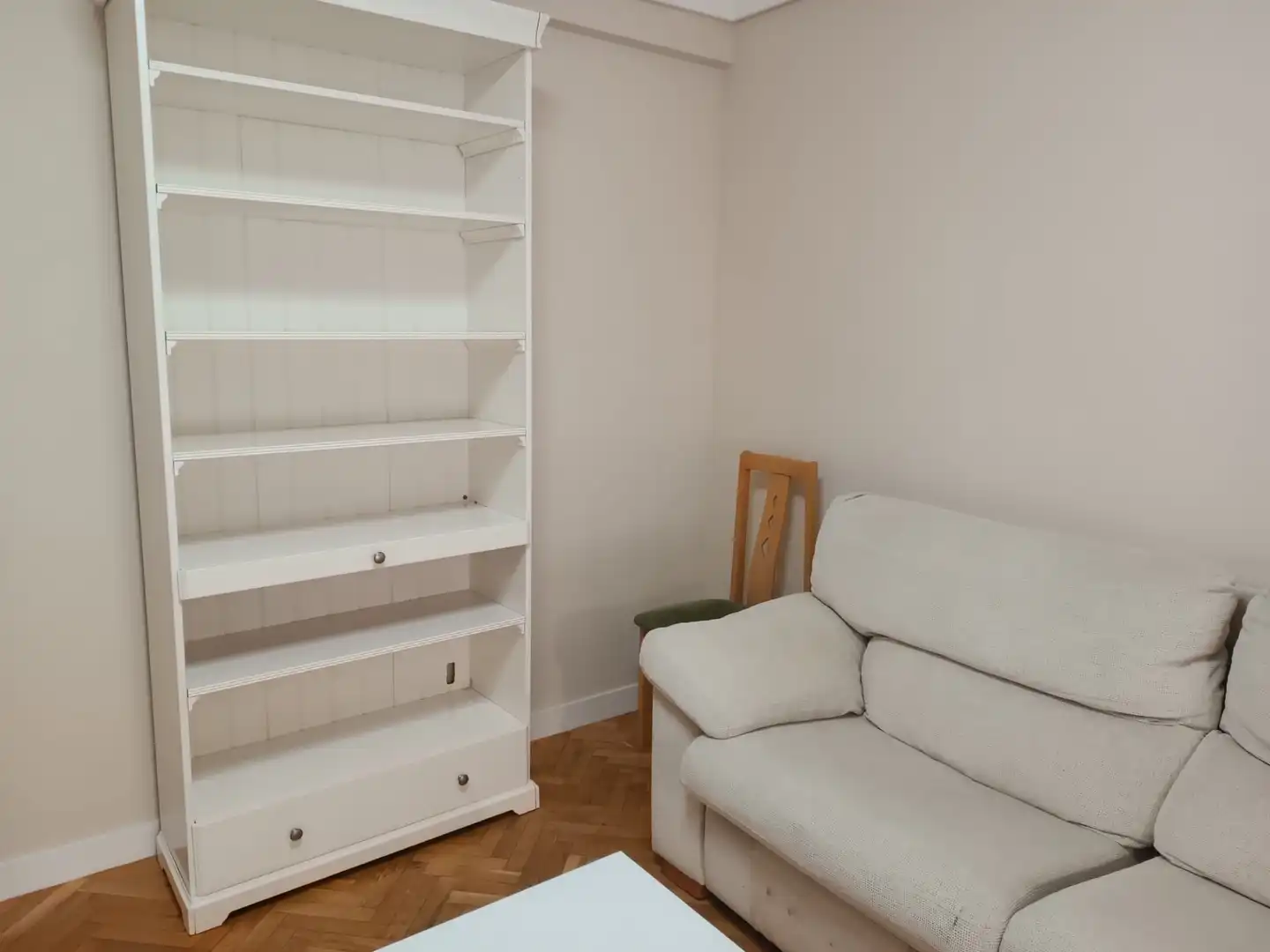 Sala de estar de Piso de alquiler en Zaragoza con Calefacción, Parquet y Amueblado