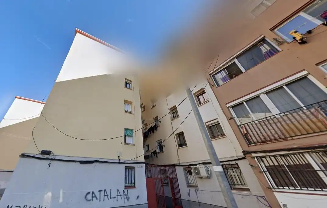 Piso en venta en Carrer CACERES 18, imagen 2