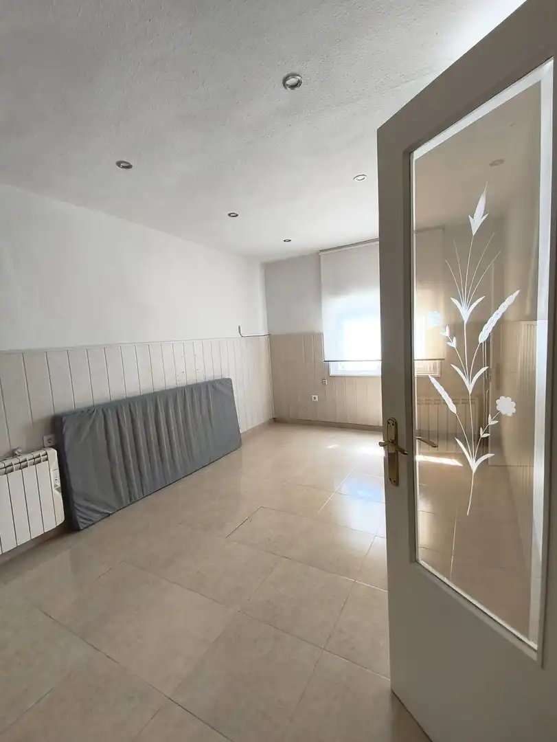 Habitación de Casa o chalet en venta en Campo Real con Calefacción y Amueblado