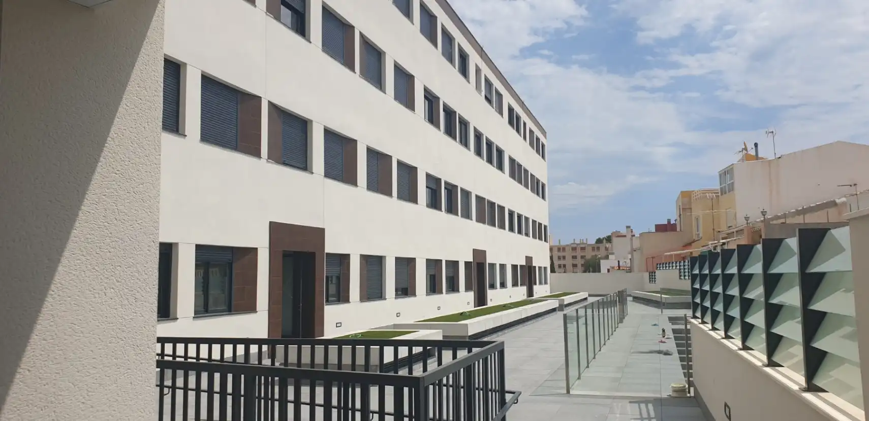 Vista exterior de Apartament en venda en Sant Joan d'Alacant amb Aire condicionat, Calefacció i Terrassa