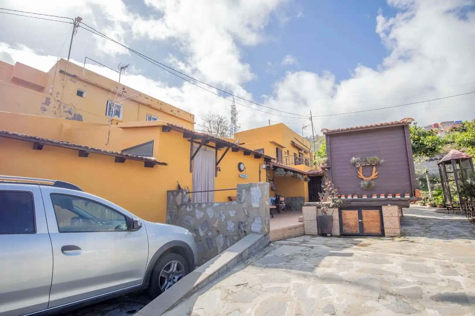 Vista exterior de Casa adosada en venda en La Orotava