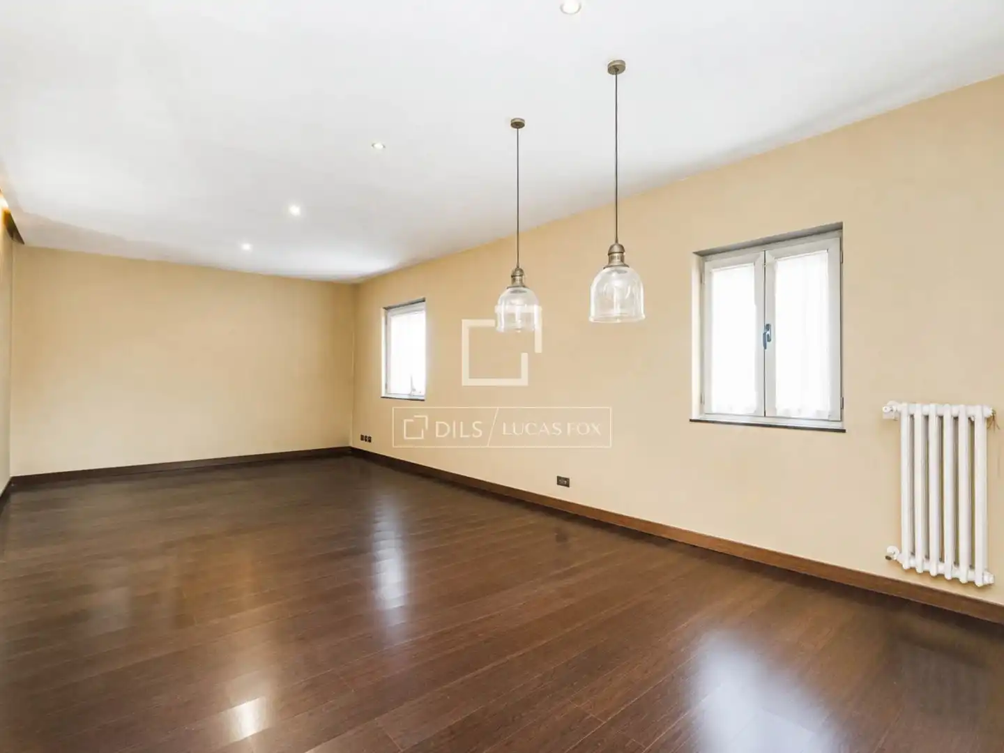 Attic for sale in Madrid  with Air Conditioner, Heating and Terrace
