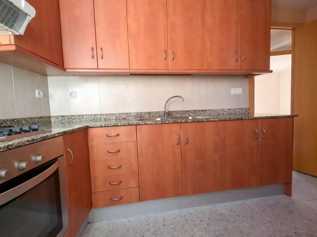 Cuina de Pis en venda en Vilanova i la Geltrú amb Balcó