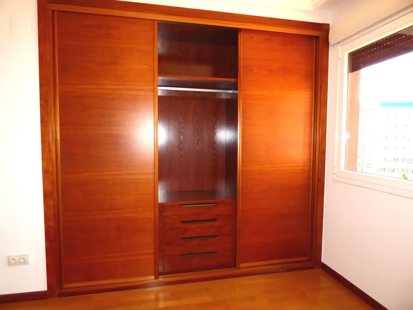 Piso de alquiler en Madrid - Bronce, Legazpi