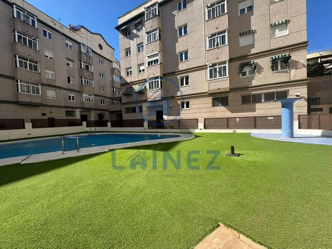 Piso con piscina en venta en Noroeste