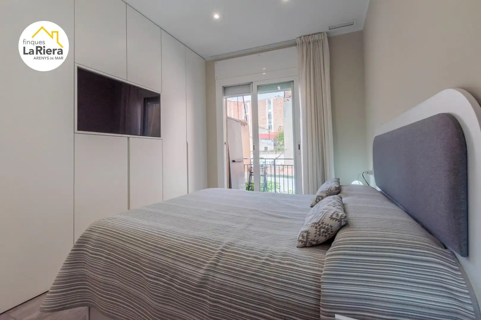 Habitación de Piso en venta en Arenys de Mar con Calefacción, Amueblado y Balcón