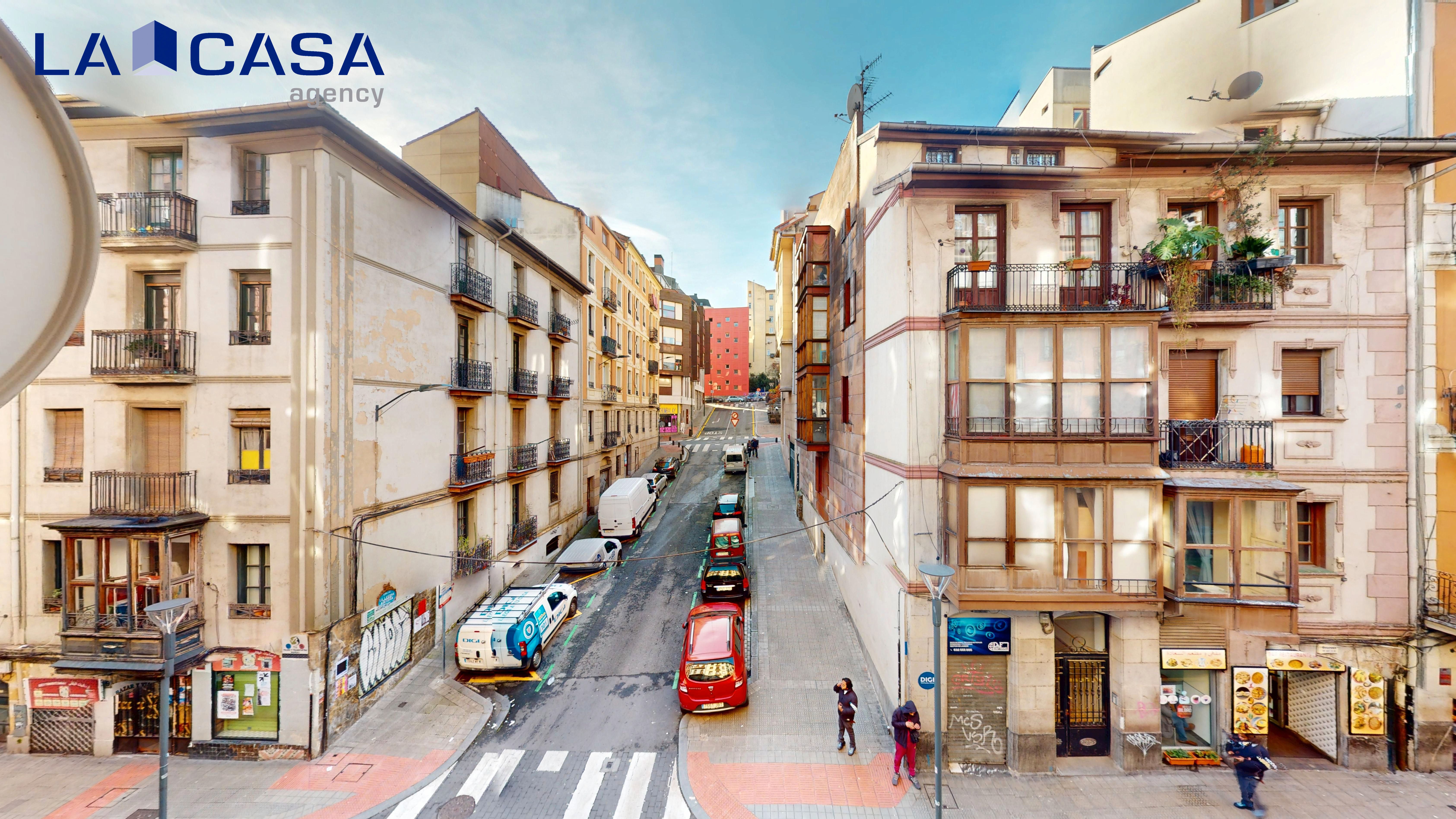 Exterior view of Flat for sale in Bilbao   with Balcony