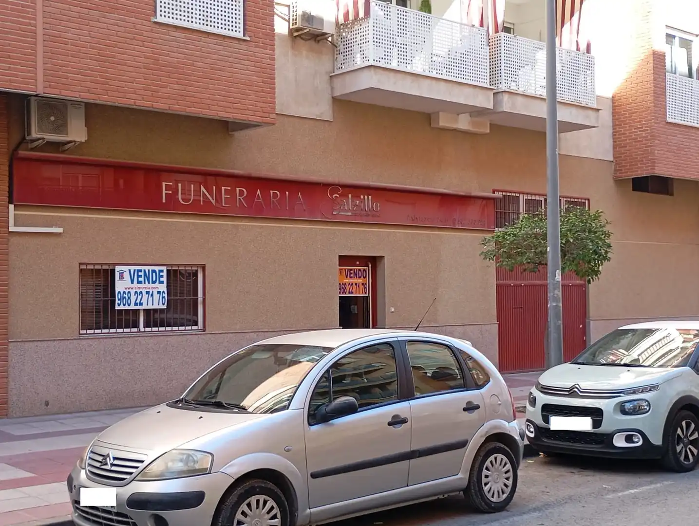 Vista exterior de Local en venta en  Murcia Capital